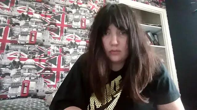 Lynylou on StripChat