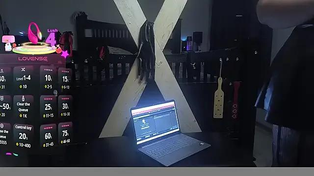 MacabreCouple on StripChat 