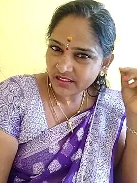 madavi123 on StripChat 