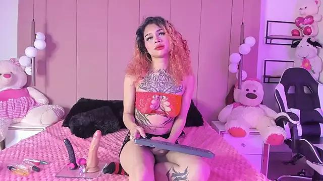 Maddy_Jonnes on StripChat 