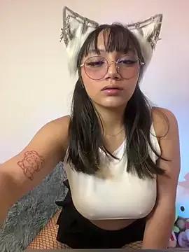 Maddy_w on StripChat 