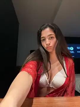 Madison232 — Vibrator on my pussy 10mins