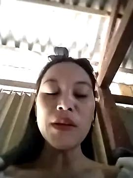 Maipm18 on StripChat