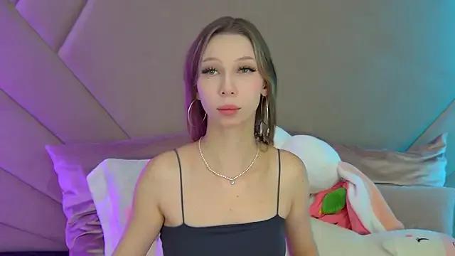 MaliaLandre — I tease my boobs!