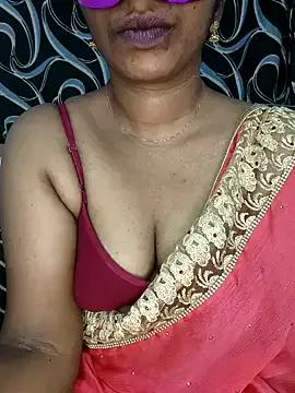 Malluivaniya — Pussy flash