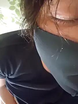 MANZ35 — Freechat on StripChat