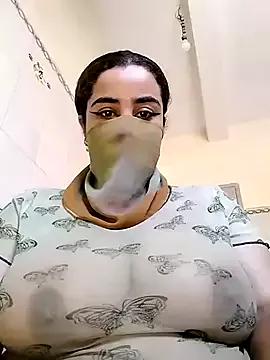 Maraamm on StripChat 