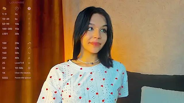 MarryWebbb — Slaps my Pretty Ass