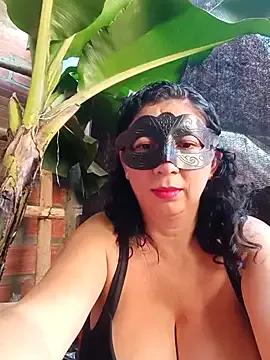Mature-Mom on StripChat