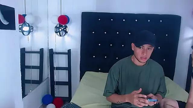 MaxAndLucas on StripChat 