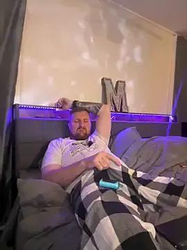 Maxxxtx2 on StripChat 
