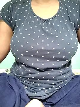 Maya-22 on StripChat 