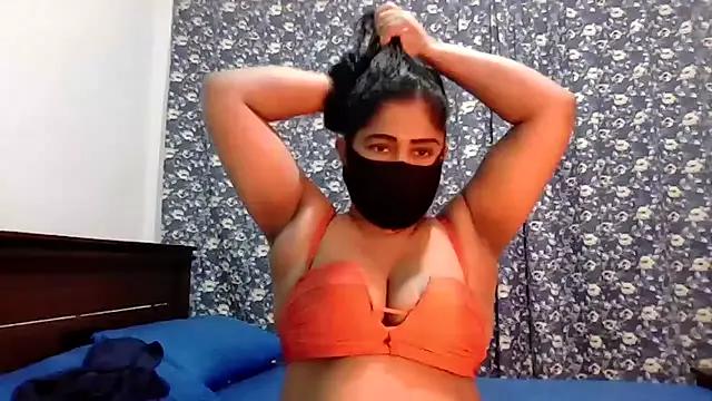 Maya_QueenSL on StripChat 