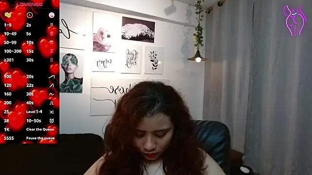 mayamoira1 on StripChat 