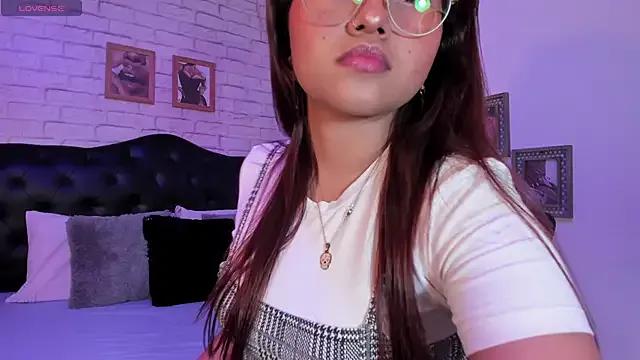 MAYASMITH__ on StripChat