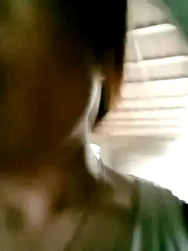 Maymay0033 on StripChat 