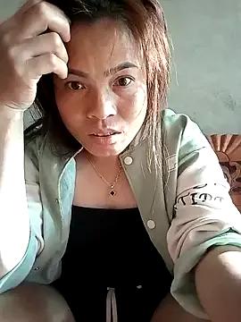 Maymay0033 on StripChat