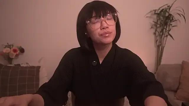 meganmei666 on StripChat