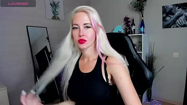 Mermaid_N on StripChat 