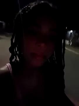 Mia-sensual on StripChat