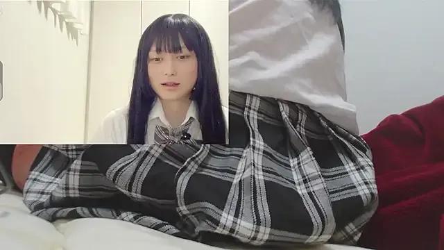 Mia032 on StripChat