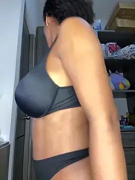 Mia_sweet80 — Control domi and lush x 5 min