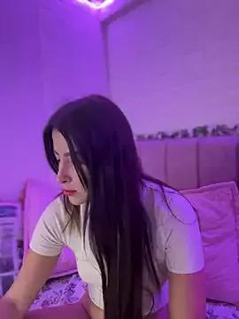 miaazul on StripChat 