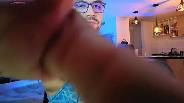 Michael_Diamond on StripChat