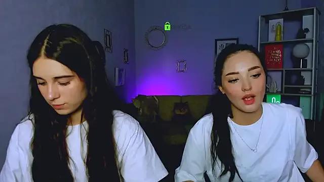 miki-niki on StripChat 