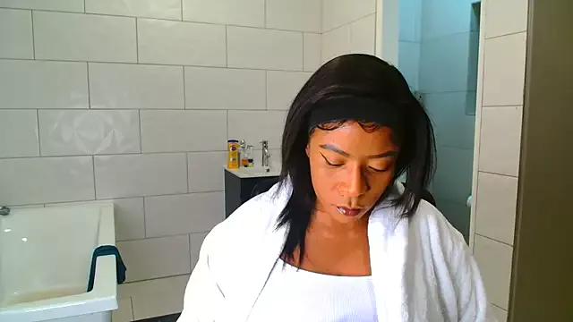 MILLA900 on StripChat 