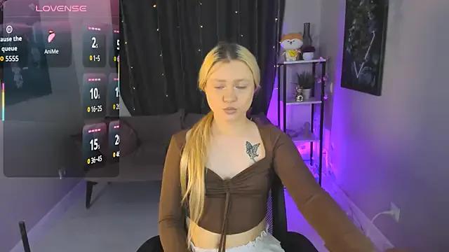 Millie_Vanillies on StripChat 