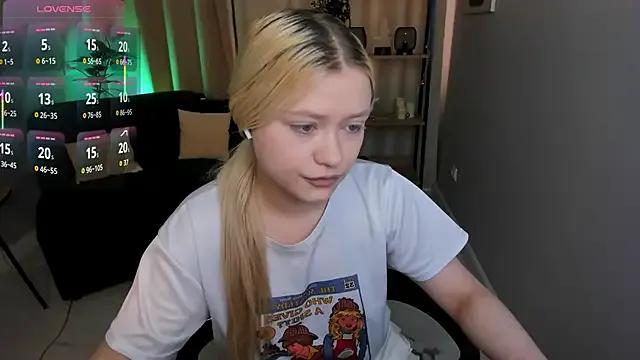 Millie_Vanillies on StripChat