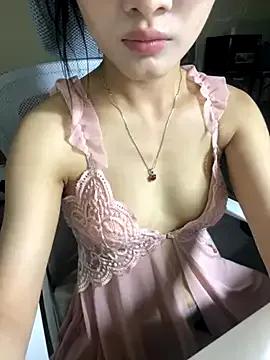 Mina048 on StripChat