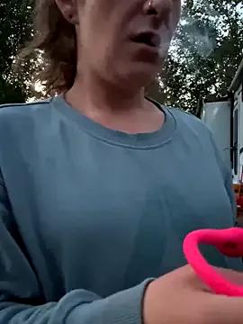 Mini_And_The_Bear on StripChat 