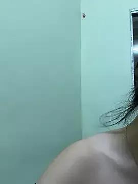 minmin2kk5 on StripChat 