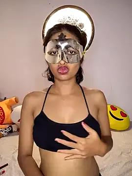Minu_Cam — Public Dress Change