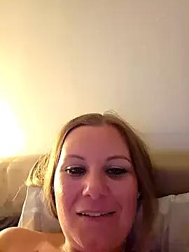 Miss-ShelbyXX on StripChat 