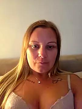 Miss-ShelbyXX on StripChat 
