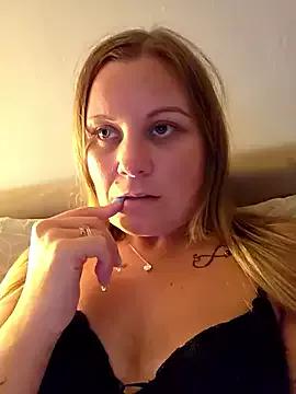 Miss-ShelbyXX on StripChat 