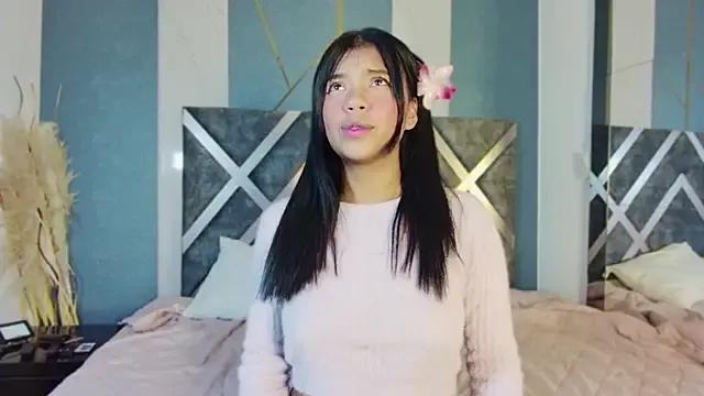 MissAzul on StripChat 