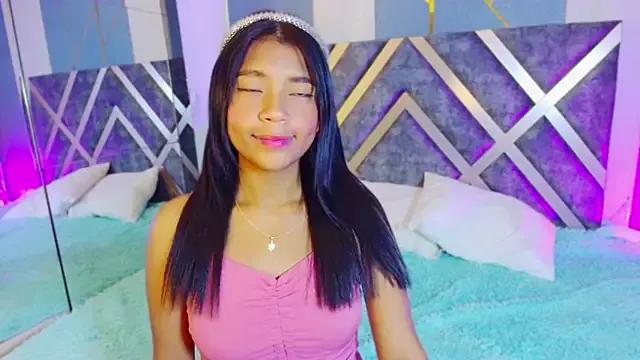 MissAzul on StripChat 