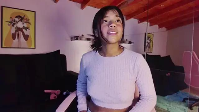 MissAzul on StripChat 