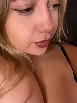 MissCat_ on StripChat 