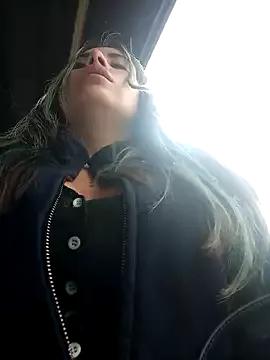 Misscata1106 on StripChat 