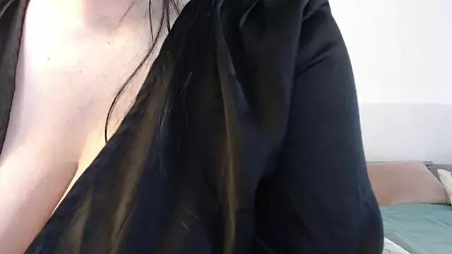 missdaniels on StripChat 