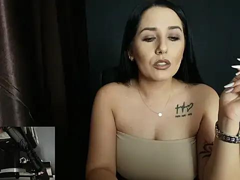 missdyaa on StripChat