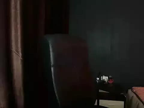 missdyaa on StripChat 