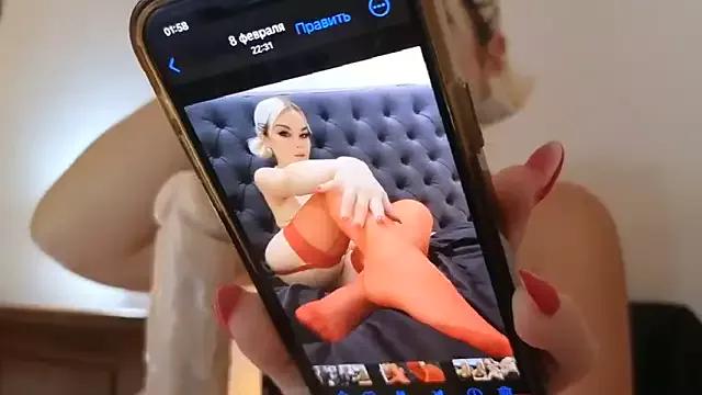 MissKateX on StripChat 