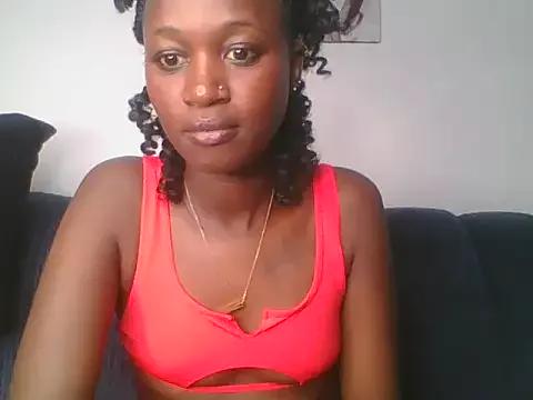 MissLilly1 on StripChat 