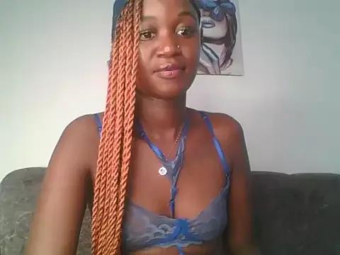 MissLilly1 on StripChat 